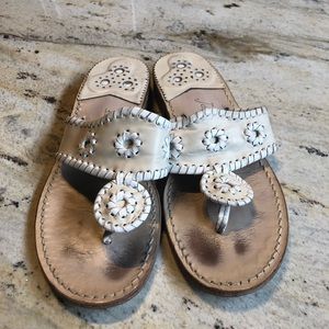💕Jack Rogers size 8. Cream and white